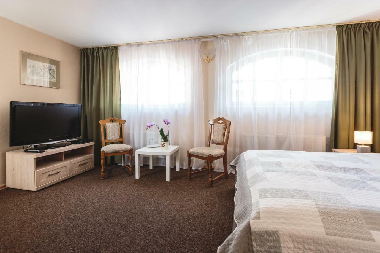 Karle Hotel Vitrupe Exterior photo